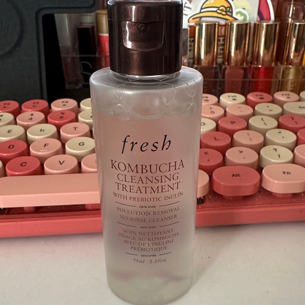Fresh Kombucha Cleansing Treatment - Cream and Brown